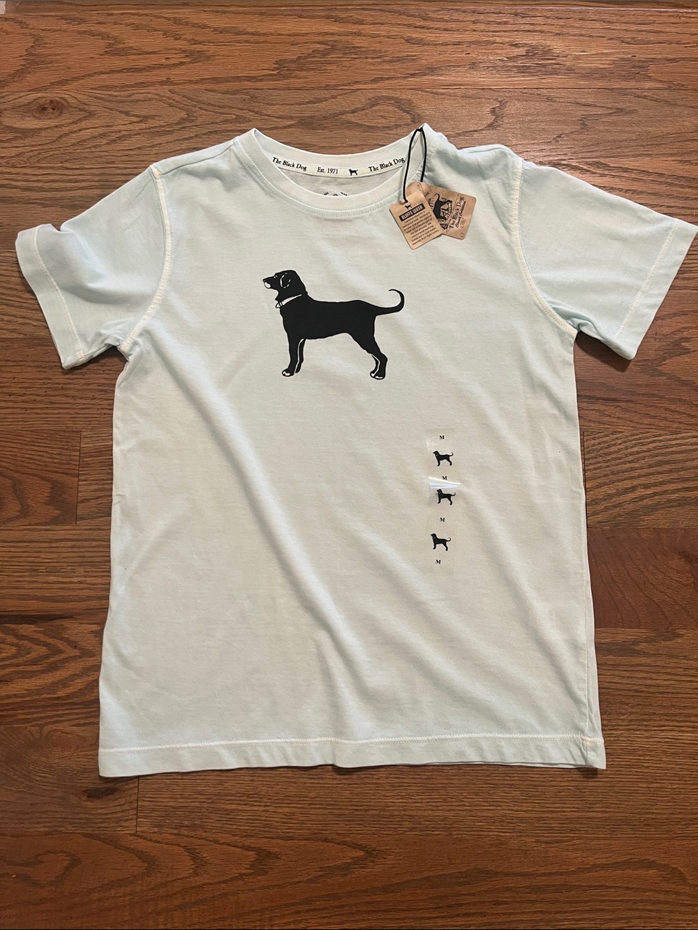 The black dog Martha’s Vineyard youth Medium Tshirt NWT